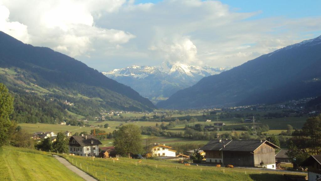 Gasthaus Erlacherhof Bruck am Ziller Exterior foto